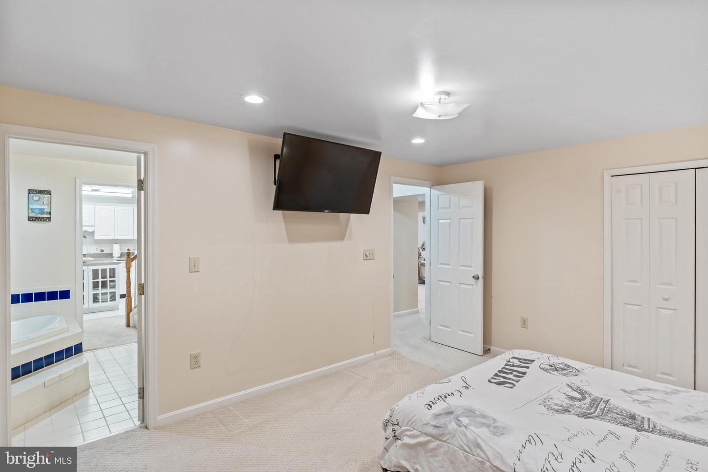 12535 MISTY WATER DR, HERNDON, Virginia 20170, 5 Bedrooms Bedrooms, ,3 BathroomsBathrooms,Residential,For sale,12535 MISTY WATER DR,VAFX2257686 MLS # VAFX2257686