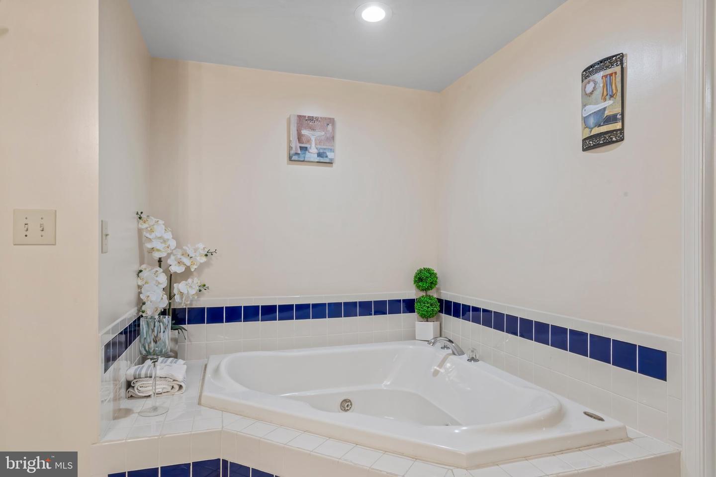 12535 MISTY WATER DR, HERNDON, Virginia 20170, 5 Bedrooms Bedrooms, ,3 BathroomsBathrooms,Residential,For sale,12535 MISTY WATER DR,VAFX2257686 MLS # VAFX2257686