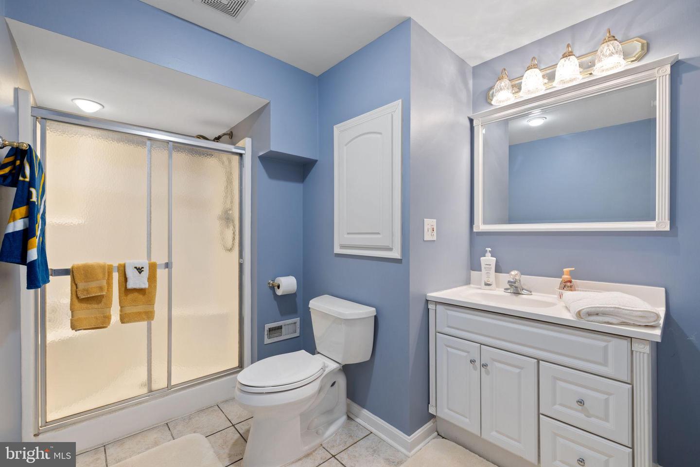 9744 RUNNER STONE PL, BRISTOW, Virginia 20136, 3 Bedrooms Bedrooms, ,3 BathroomsBathrooms,Residential,For sale,9744 RUNNER STONE PL,VAPW2100074 MLS # VAPW2100074