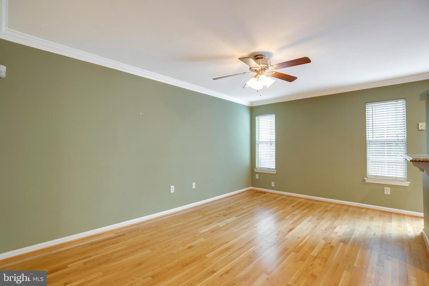 6113 GEORGE BAYLOR DR, CENTREVILLE, Virginia 20121, 3 Bedrooms Bedrooms, ,2 BathroomsBathrooms,Residential,For sale,6113 GEORGE BAYLOR DR,VAFX2257766 MLS # VAFX2257766