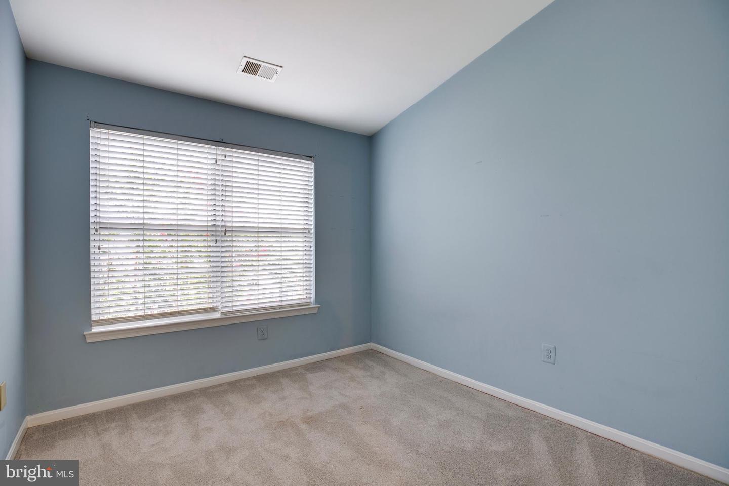 6113 GEORGE BAYLOR DR, CENTREVILLE, Virginia 20121, 3 Bedrooms Bedrooms, ,2 BathroomsBathrooms,Residential,For sale,6113 GEORGE BAYLOR DR,VAFX2257766 MLS # VAFX2257766