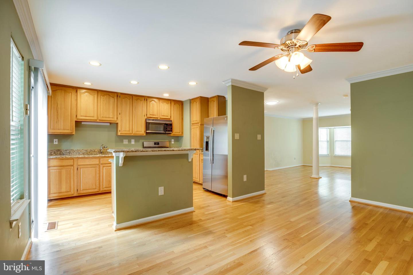 6113 GEORGE BAYLOR DR, CENTREVILLE, Virginia 20121, 3 Bedrooms Bedrooms, ,2 BathroomsBathrooms,Residential,For sale,6113 GEORGE BAYLOR DR,VAFX2257766 MLS # VAFX2257766