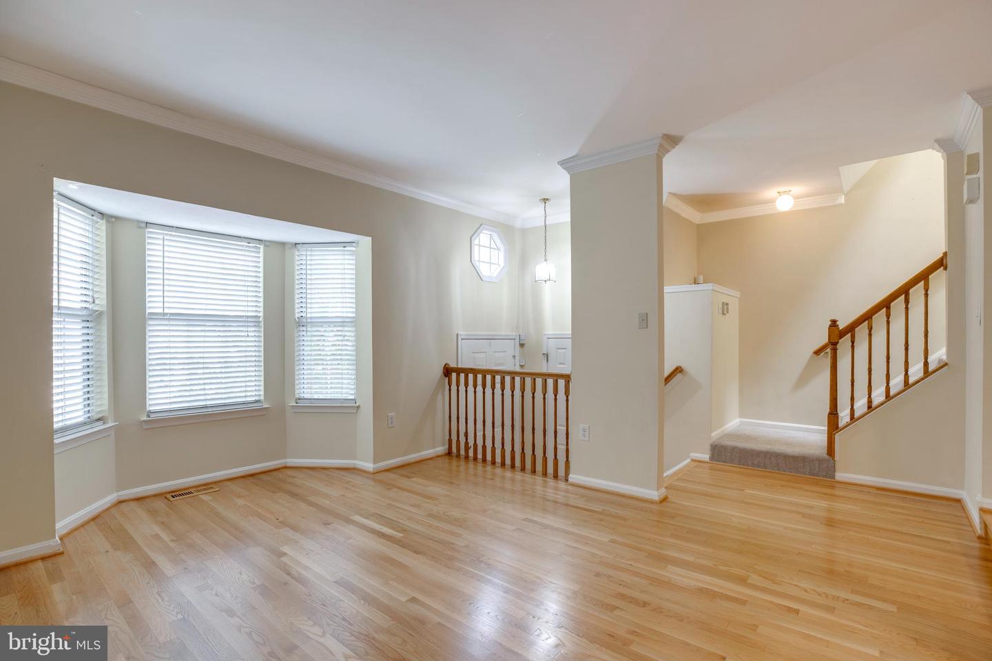 6113 GEORGE BAYLOR DR, CENTREVILLE, Virginia 20121, 3 Bedrooms Bedrooms, ,2 BathroomsBathrooms,Residential,For sale,6113 GEORGE BAYLOR DR,VAFX2257766 MLS # VAFX2257766
