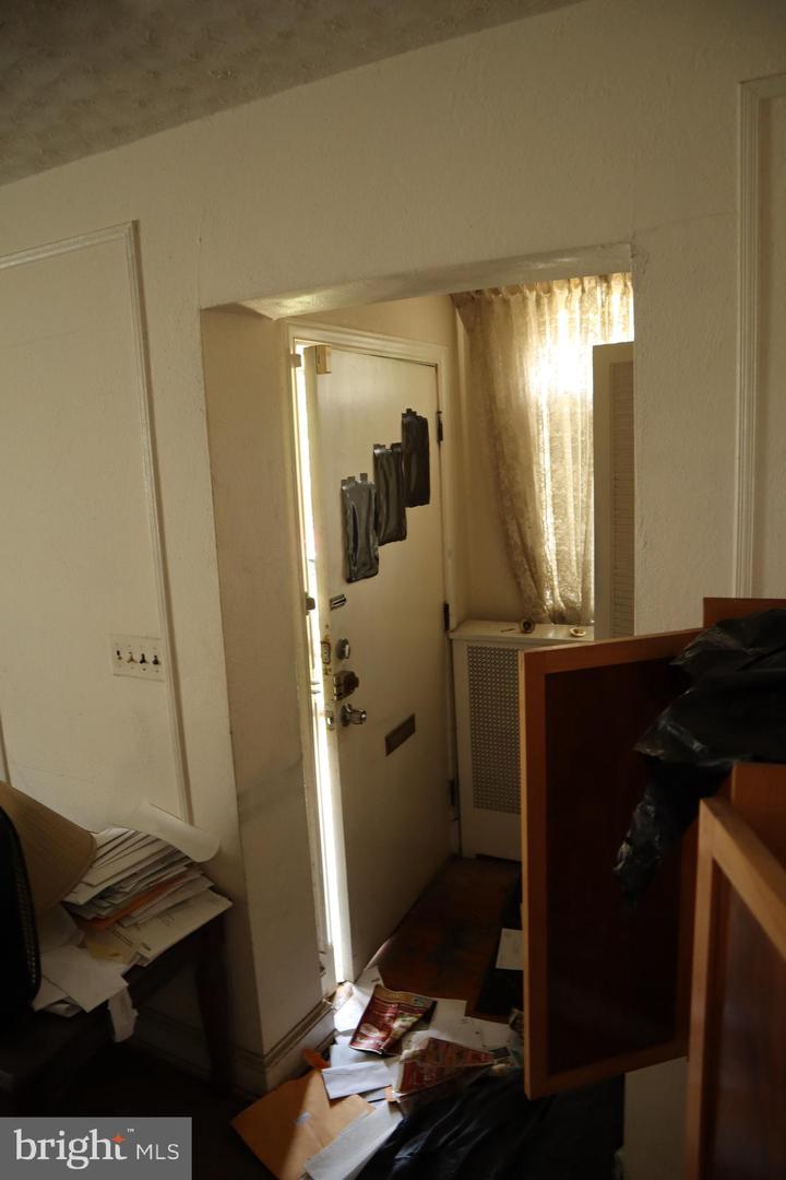4942 BLAINE ST NE, WASHINGTON, District Of Columbia 20019, 2 Bedrooms Bedrooms, ,1 BathroomBathrooms,Residential,For sale,4942 BLAINE ST NE,DCDC2212390 MLS # DCDC2212390