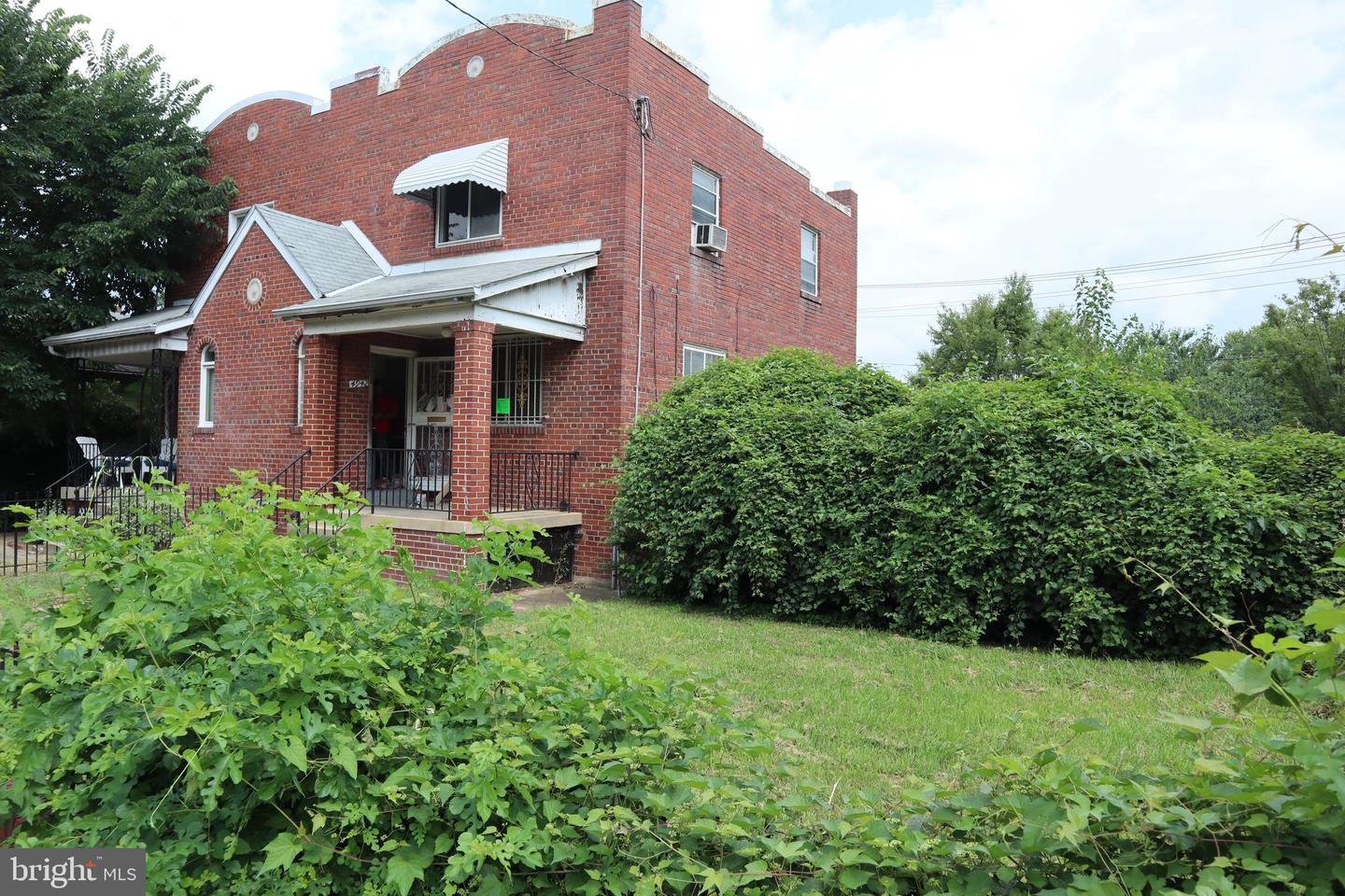4942 BLAINE ST NE, WASHINGTON, District Of Columbia 20019, 2 Bedrooms Bedrooms, ,1 BathroomBathrooms,Residential,For sale,4942 BLAINE ST NE,DCDC2212390 MLS # DCDC2212390