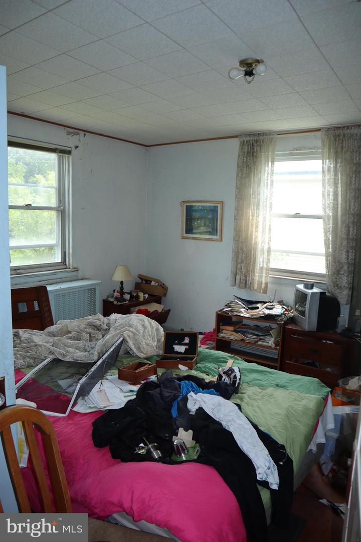 4942 BLAINE ST NE, WASHINGTON, District Of Columbia 20019, 2 Bedrooms Bedrooms, ,1 BathroomBathrooms,Residential,For sale,4942 BLAINE ST NE,DCDC2212390 MLS # DCDC2212390