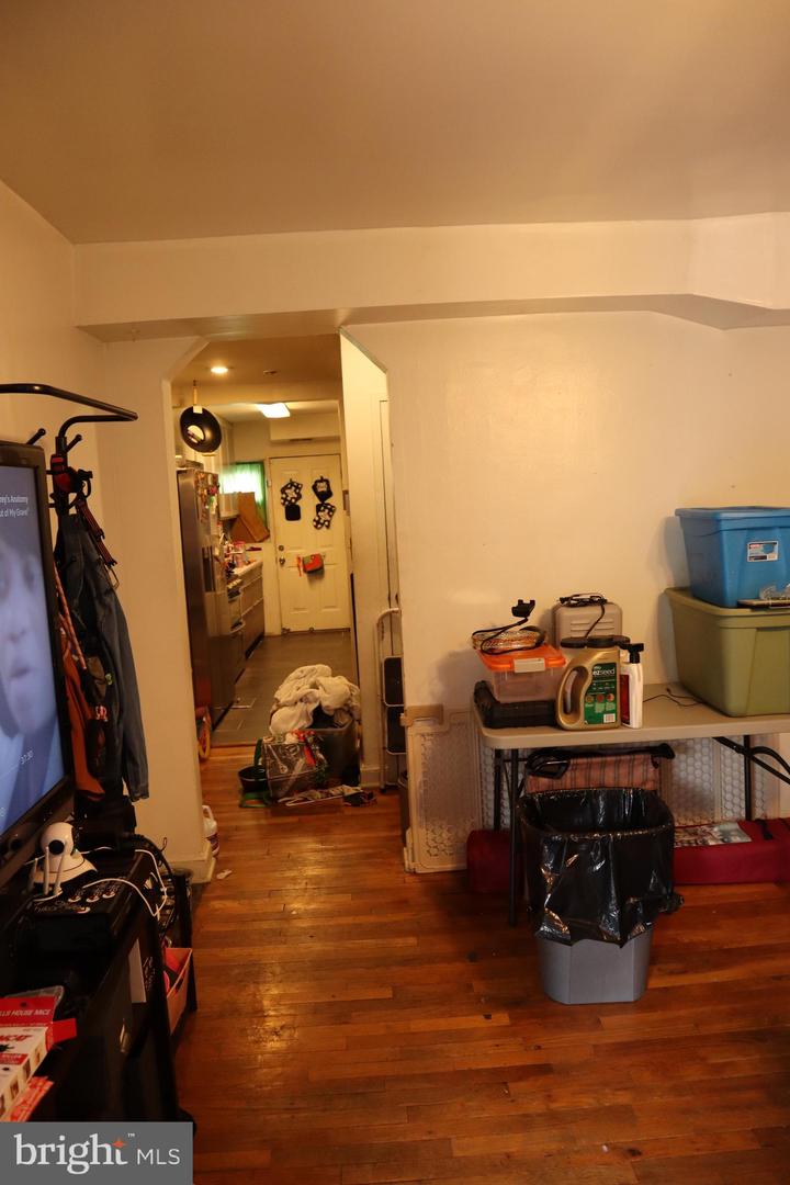 465 VALLEY AVE SE, WASHINGTON, District Of Columbia 20032, 3 Bedrooms Bedrooms, ,2 BathroomsBathrooms,Residential,For sale,465 VALLEY AVE SE,DCDC2212394 MLS # DCDC2212394