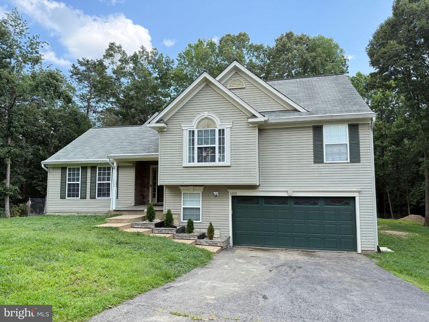 5801 CAMBRIDGE DR, FREDERICKSBURG, Virginia 22407, 3 Bedrooms Bedrooms, ,3 BathroomsBathrooms,Residential,For sale,5801 CAMBRIDGE DR,VASP2035002 MLS # VASP2035002