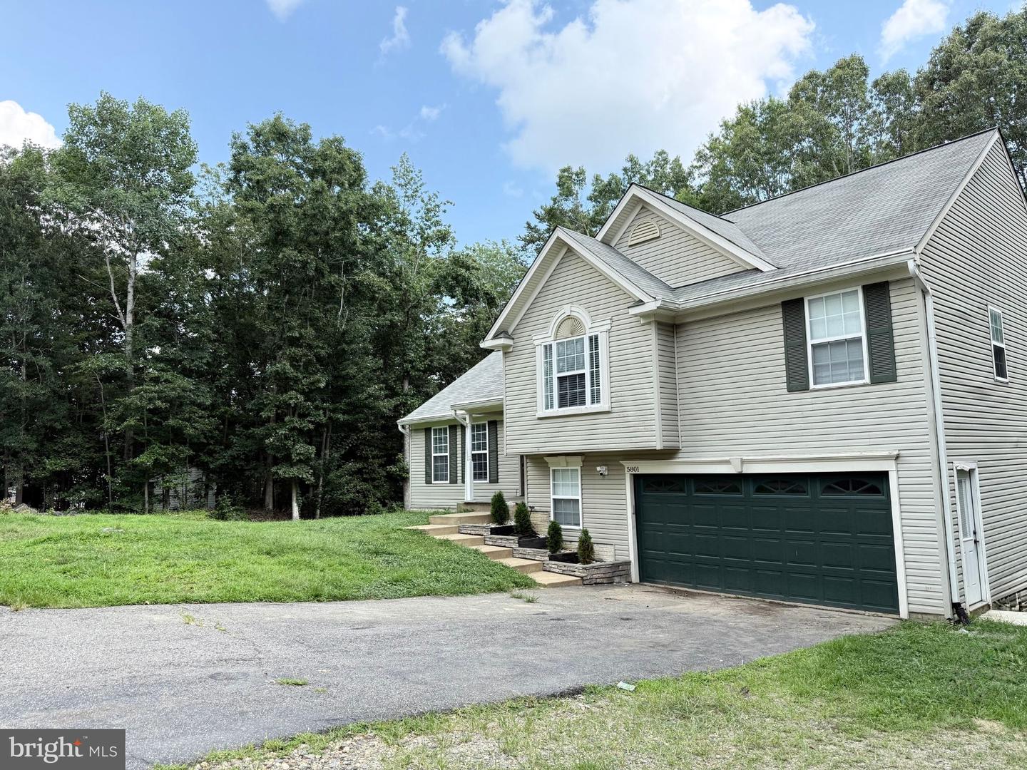 5801 CAMBRIDGE DR, FREDERICKSBURG, Virginia 22407, 3 Bedrooms Bedrooms, ,3 BathroomsBathrooms,Residential,For sale,5801 CAMBRIDGE DR,VASP2035002 MLS # VASP2035002