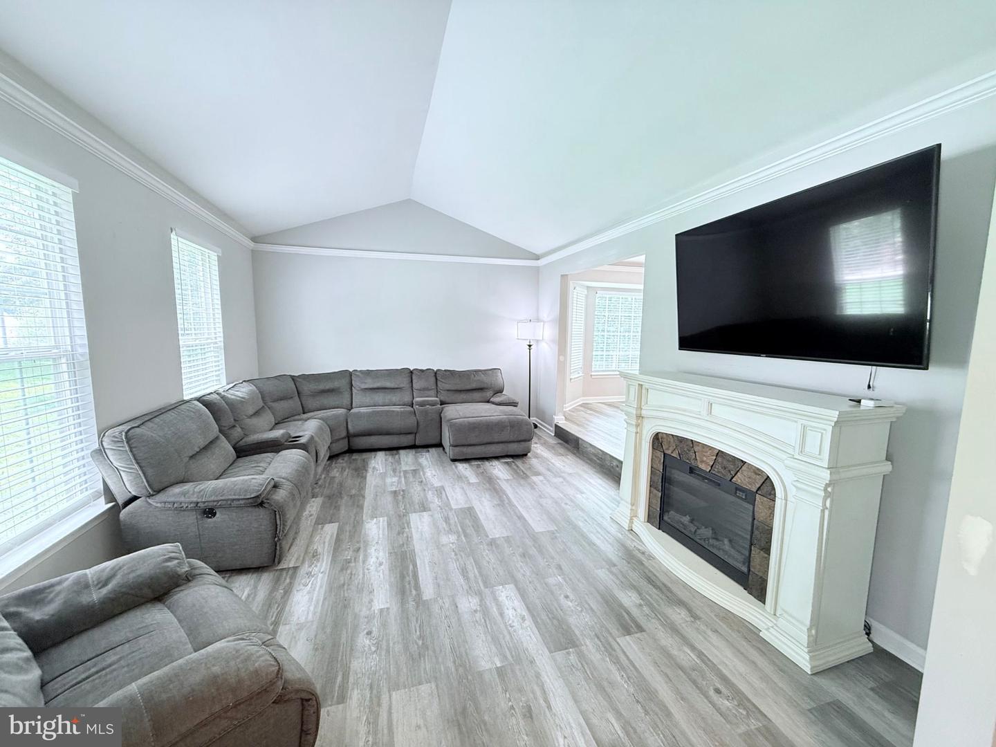 5801 CAMBRIDGE DR, FREDERICKSBURG, Virginia 22407, 3 Bedrooms Bedrooms, ,3 BathroomsBathrooms,Residential,For sale,5801 CAMBRIDGE DR,VASP2035002 MLS # VASP2035002