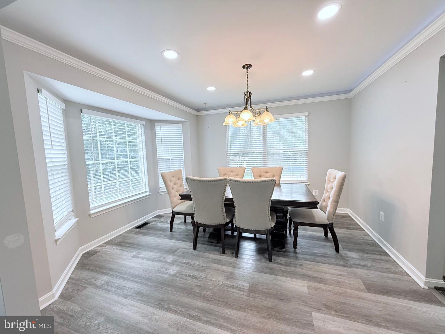 5801 CAMBRIDGE DR, FREDERICKSBURG, Virginia 22407, 3 Bedrooms Bedrooms, ,3 BathroomsBathrooms,Residential,For sale,5801 CAMBRIDGE DR,VASP2035002 MLS # VASP2035002
