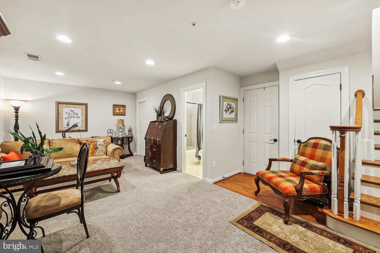 106 EDGEHILL DR, OCCOQUAN, Virginia 22125, 4 Bedrooms Bedrooms, ,4 BathroomsBathrooms,Residential,For sale,106 EDGEHILL DR,VAPW2100188 MLS # VAPW2100188
