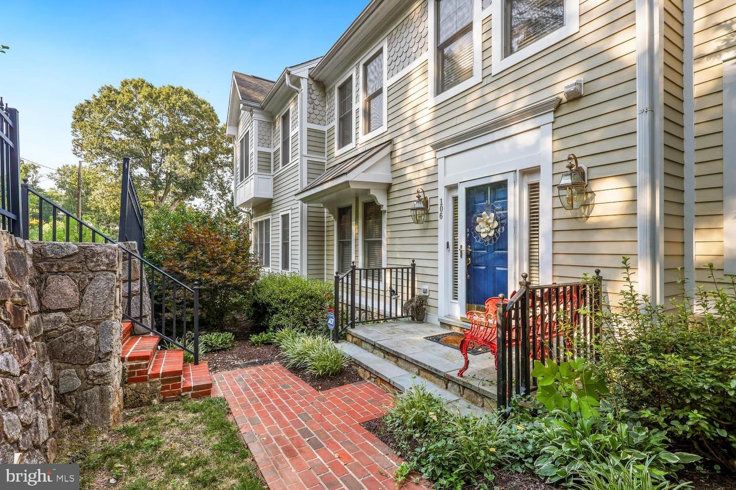 106 EDGEHILL DR, OCCOQUAN, Virginia 22125, 4 Bedrooms Bedrooms, ,4 BathroomsBathrooms,Residential,For sale,106 EDGEHILL DR,VAPW2100188 MLS # VAPW2100188