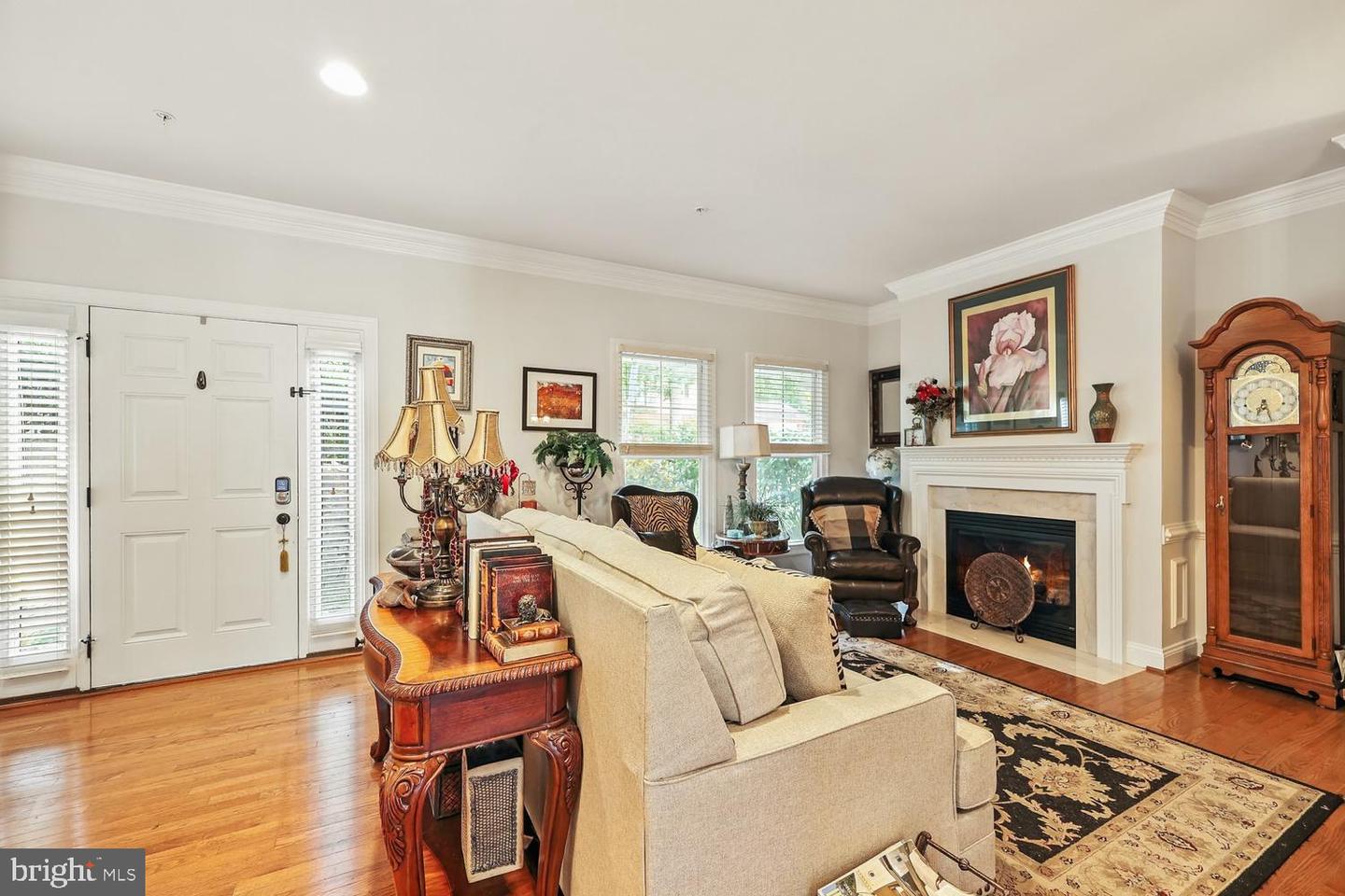 106 EDGEHILL DR, OCCOQUAN, Virginia 22125, 4 Bedrooms Bedrooms, ,4 BathroomsBathrooms,Residential,For sale,106 EDGEHILL DR,VAPW2100188 MLS # VAPW2100188