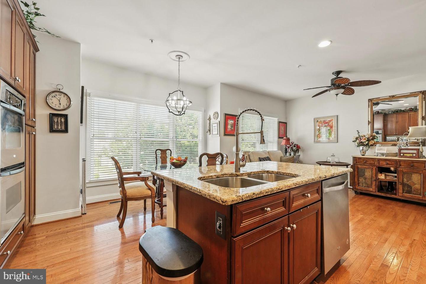 106 EDGEHILL DR, OCCOQUAN, Virginia 22125, 4 Bedrooms Bedrooms, ,4 BathroomsBathrooms,Residential,For sale,106 EDGEHILL DR,VAPW2100188 MLS # VAPW2100188