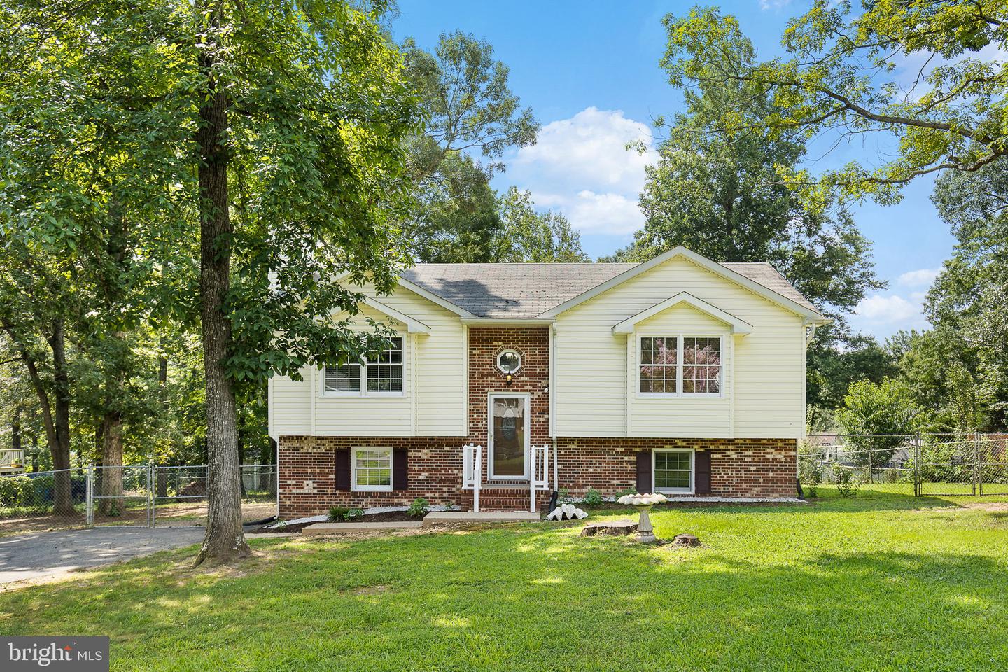 10417 FOREST HILL CT, FREDERICKSBURG, Virginia 22408, 3 Bedrooms Bedrooms, ,2 BathroomsBathrooms,Residential,For sale,10417 FOREST HILL CT,VASP2035012 MLS # VASP2035012