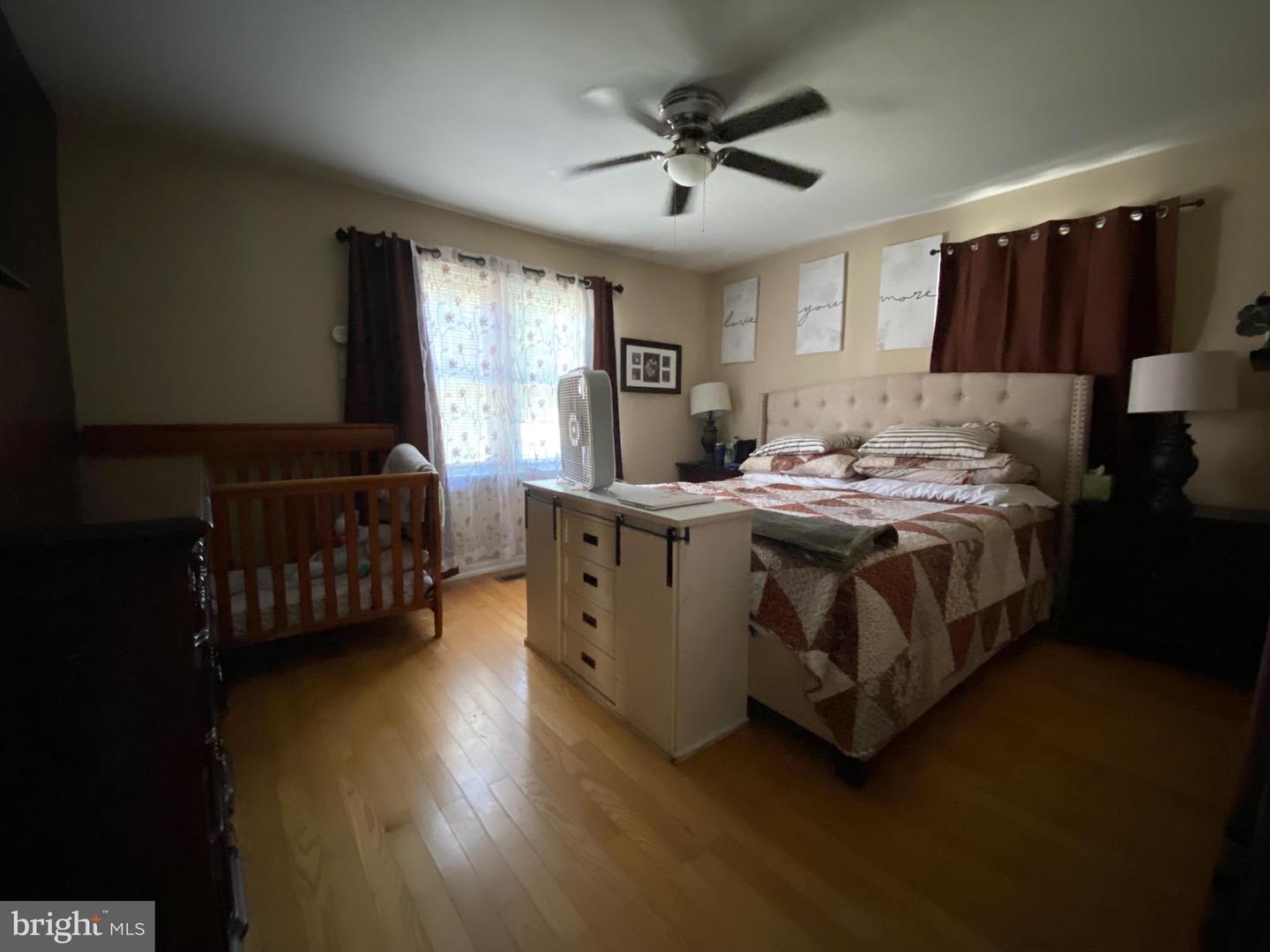 17212 MULBERRY LN, BOWLING GREEN, Virginia 22427, 3 Bedrooms Bedrooms, 8 Rooms Rooms,1 BathroomBathrooms,Residential,For sale,17212 MULBERRY LN,VACV2008578 MLS # VACV2008578
