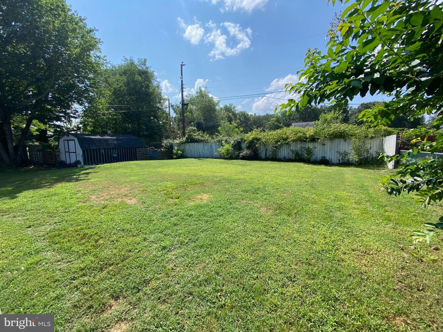 17212 MULBERRY LN, BOWLING GREEN, Virginia 22427, 3 Bedrooms Bedrooms, 8 Rooms Rooms,1 BathroomBathrooms,Residential,For sale,17212 MULBERRY LN,VACV2008578 MLS # VACV2008578