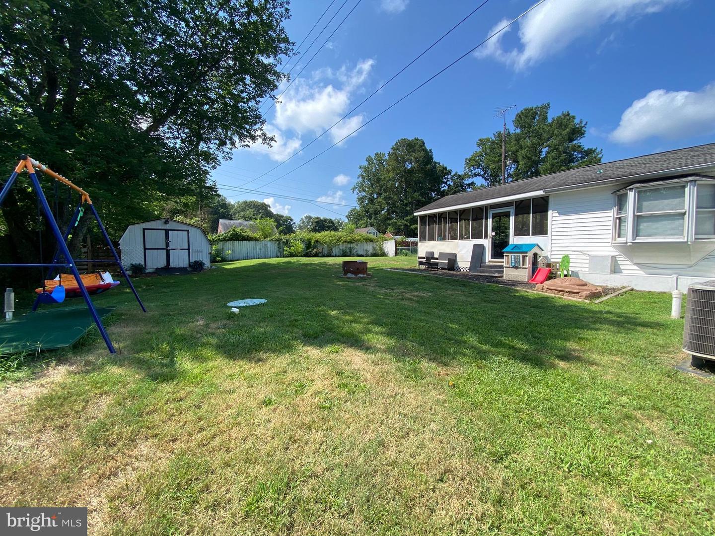 17212 MULBERRY LN, BOWLING GREEN, Virginia 22427, 3 Bedrooms Bedrooms, 8 Rooms Rooms,1 BathroomBathrooms,Residential,For sale,17212 MULBERRY LN,VACV2008578 MLS # VACV2008578