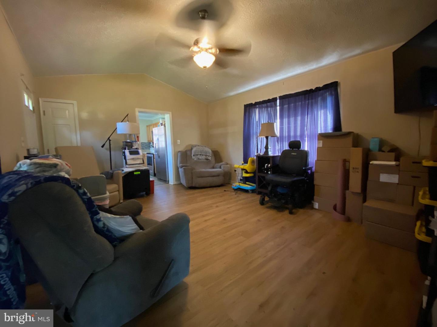 17212 MULBERRY LN, BOWLING GREEN, Virginia 22427, 3 Bedrooms Bedrooms, 8 Rooms Rooms,1 BathroomBathrooms,Residential,For sale,17212 MULBERRY LN,VACV2008578 MLS # VACV2008578