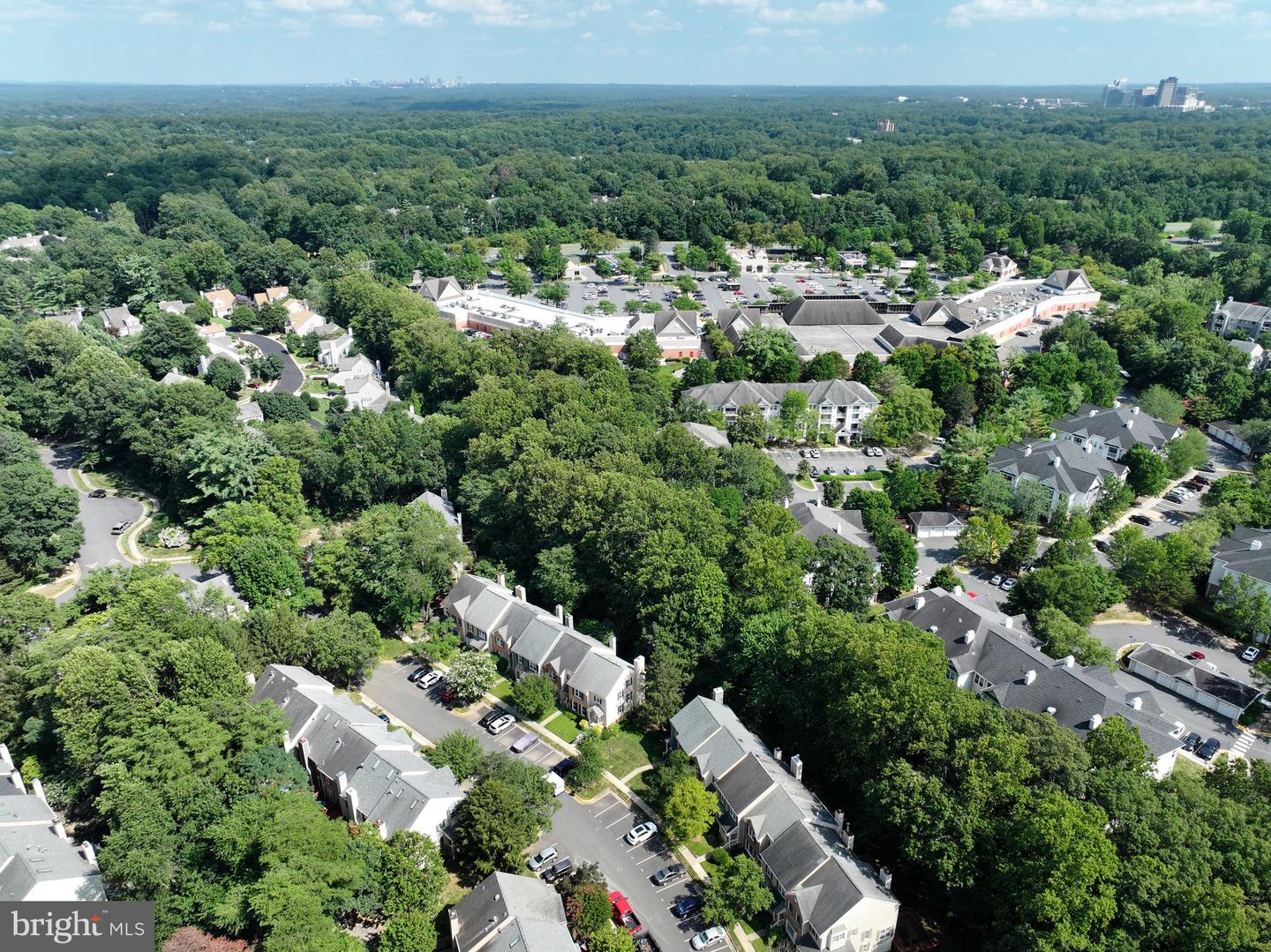 11804 GREAT OWL CIR, RESTON, Virginia 20194, 4 Bedrooms Bedrooms, ,3 BathroomsBathrooms,Residential,For sale,11804 GREAT OWL CIR,VAFX2258106 MLS # VAFX2258106