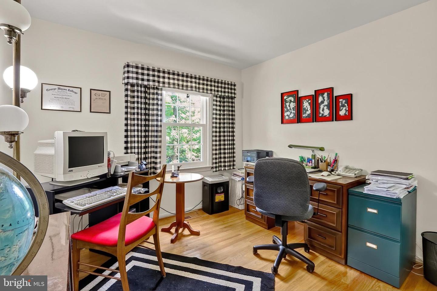 8128 VIOLA ST, SPRINGFIELD, Virginia 22152, 4 Bedrooms Bedrooms, ,3 BathroomsBathrooms,Residential,For sale,8128 VIOLA ST,VAFX2258140 MLS # VAFX2258140