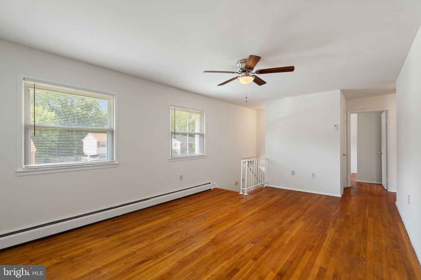15005 CORDELL AVE, WOODBRIDGE, Virginia 22193, 3 Bedrooms Bedrooms, ,2 BathroomsBathrooms,Residential,For sale,15005 CORDELL AVE,VAPW2100230 MLS # VAPW2100230