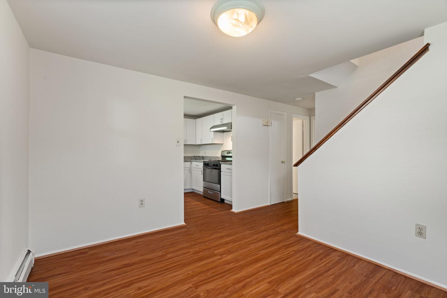 15005 CORDELL AVE, WOODBRIDGE, Virginia 22193, 3 Bedrooms Bedrooms, ,2 BathroomsBathrooms,Residential,For sale,15005 CORDELL AVE,VAPW2100230 MLS # VAPW2100230