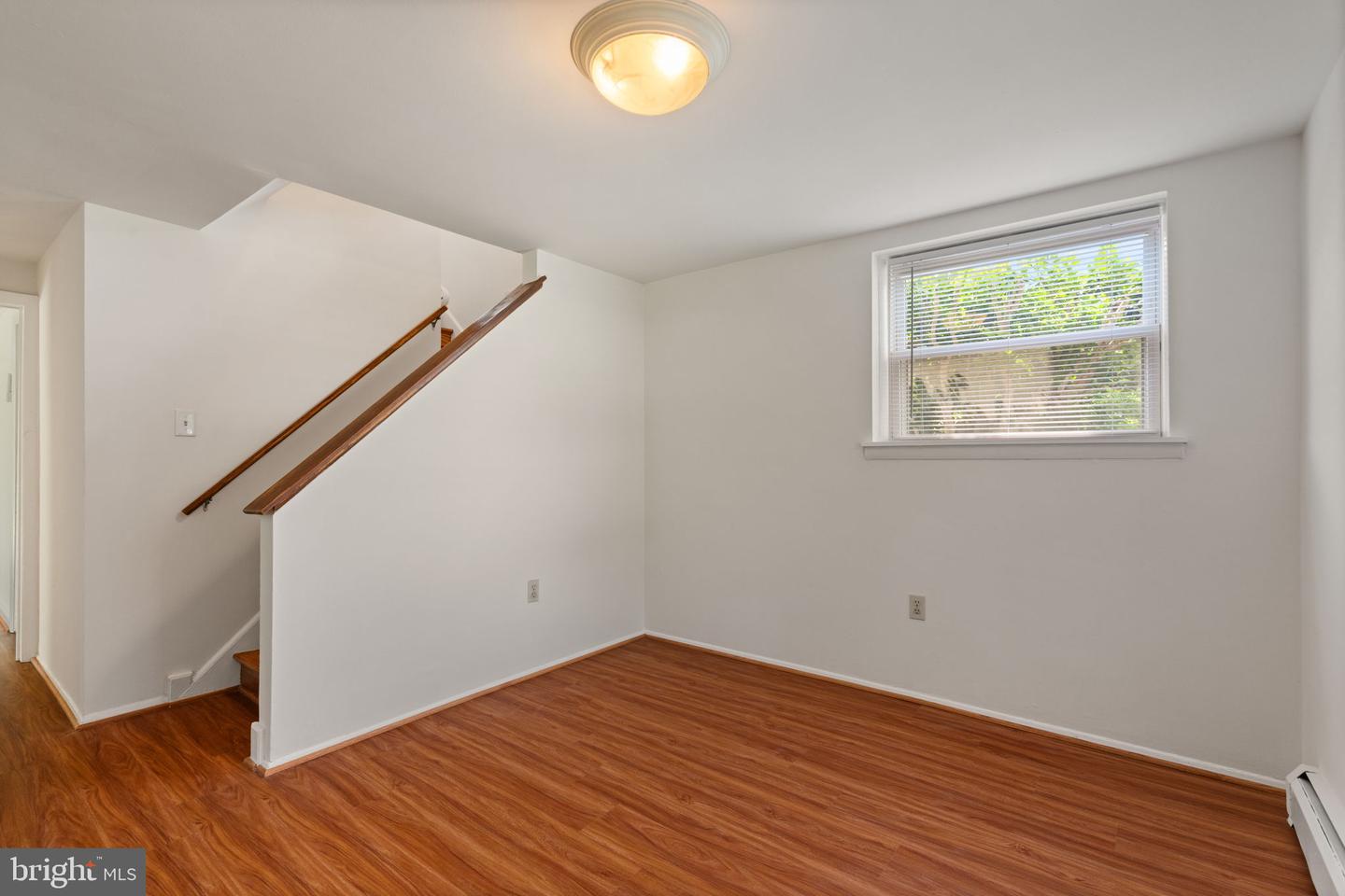 15005 CORDELL AVE, WOODBRIDGE, Virginia 22193, 3 Bedrooms Bedrooms, ,2 BathroomsBathrooms,Residential,For sale,15005 CORDELL AVE,VAPW2100230 MLS # VAPW2100230