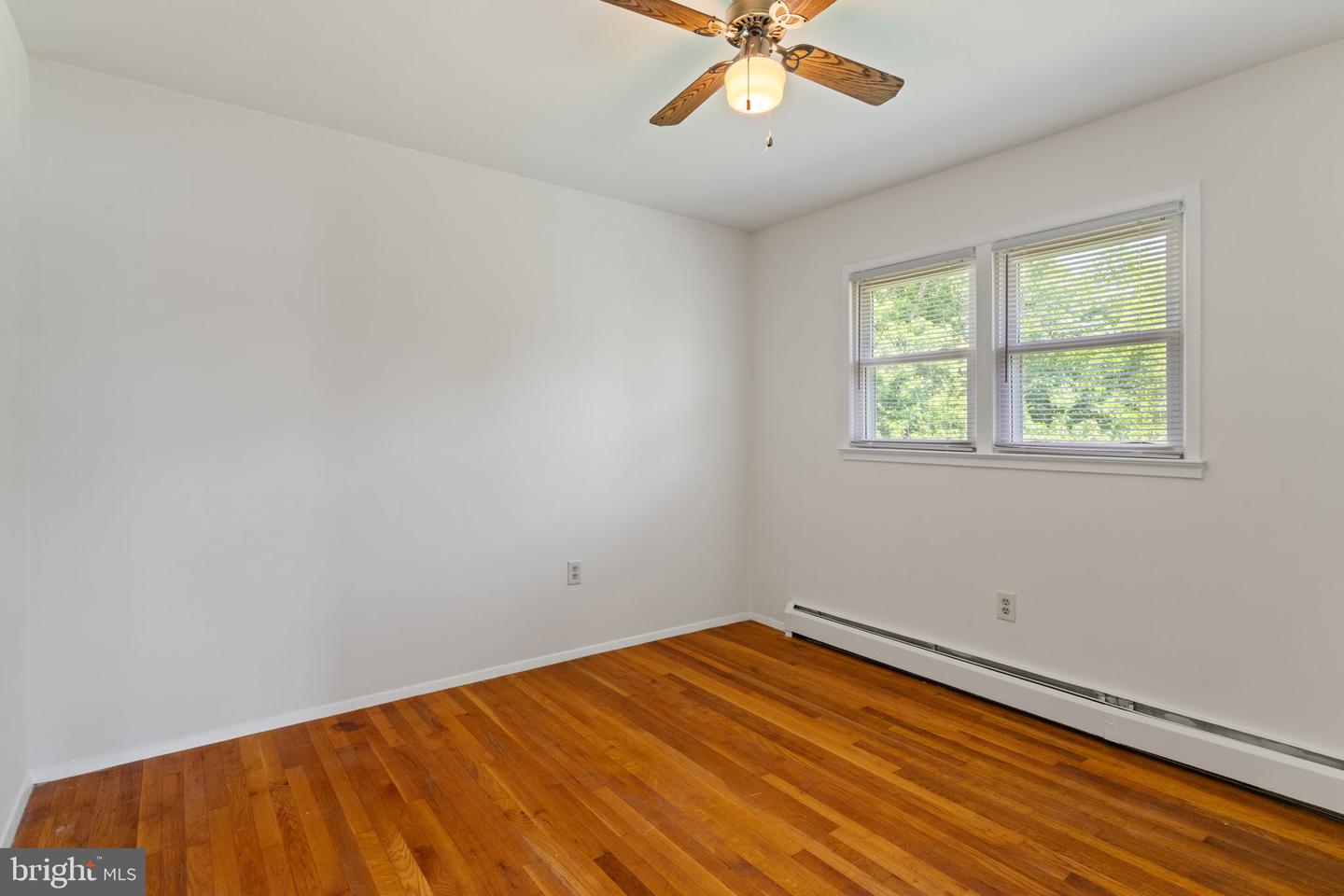 15005 CORDELL AVE, WOODBRIDGE, Virginia 22193, 3 Bedrooms Bedrooms, ,2 BathroomsBathrooms,Residential,For sale,15005 CORDELL AVE,VAPW2100230 MLS # VAPW2100230