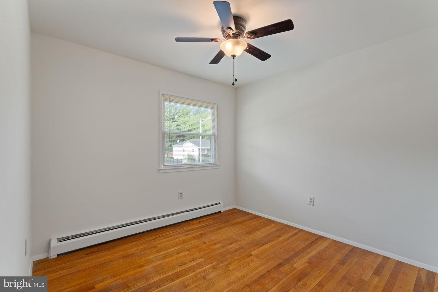 15005 CORDELL AVE, WOODBRIDGE, Virginia 22193, 3 Bedrooms Bedrooms, ,2 BathroomsBathrooms,Residential,For sale,15005 CORDELL AVE,VAPW2100230 MLS # VAPW2100230