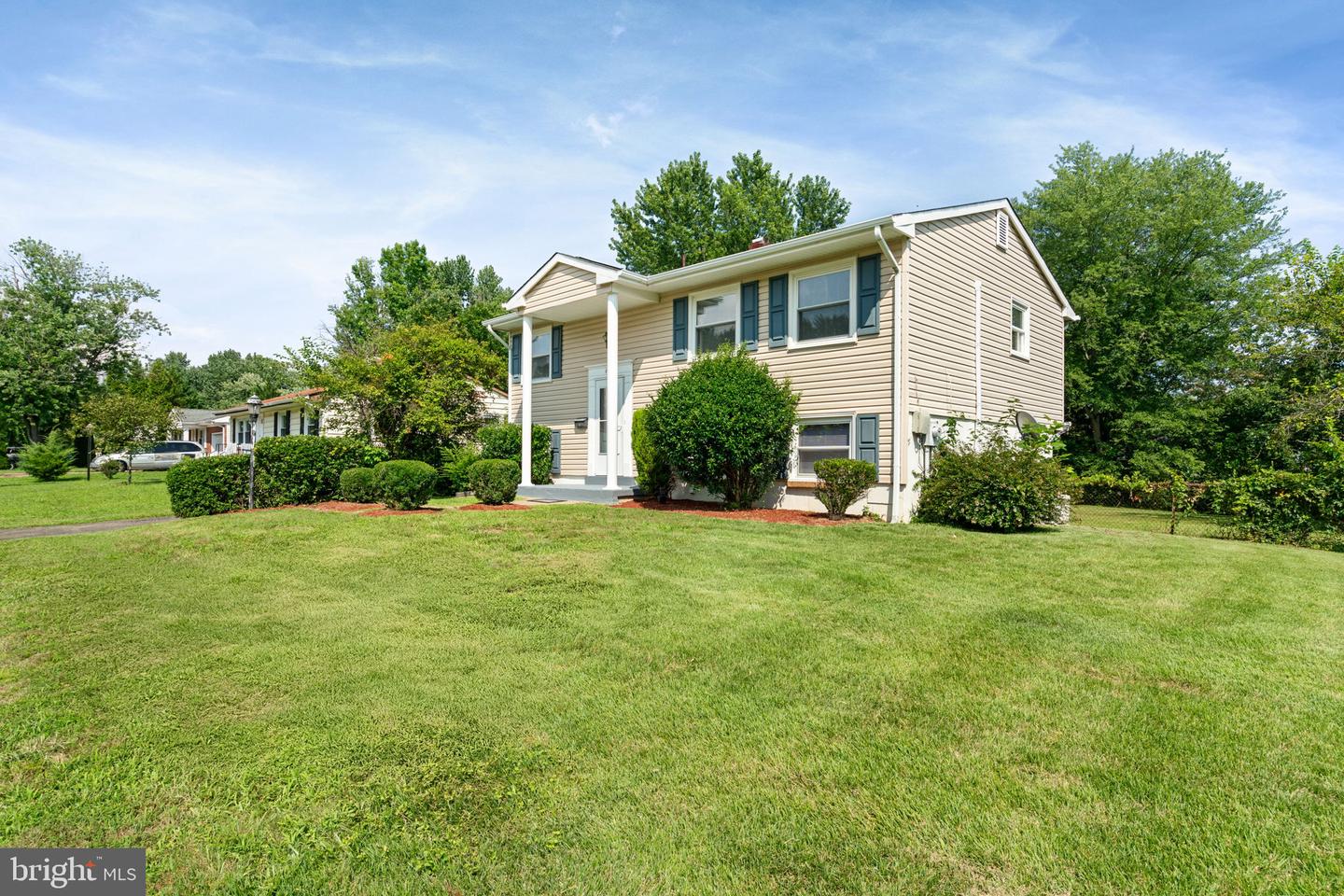 15005 CORDELL AVE, WOODBRIDGE, Virginia 22193, 3 Bedrooms Bedrooms, ,2 BathroomsBathrooms,Residential,For sale,15005 CORDELL AVE,VAPW2100230 MLS # VAPW2100230