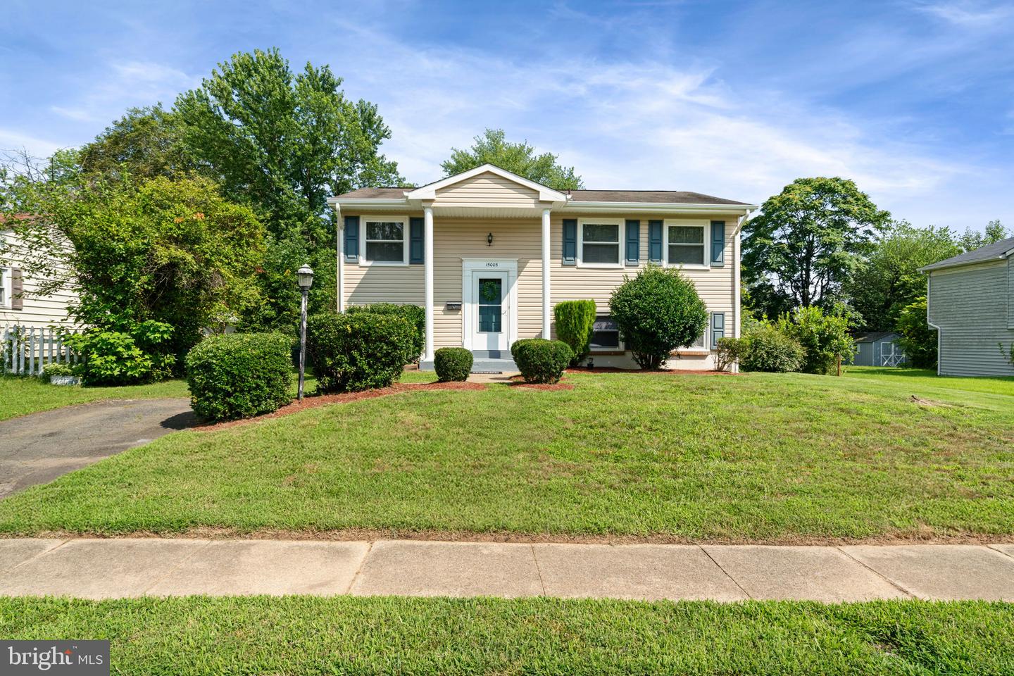 15005 CORDELL AVE, WOODBRIDGE, Virginia 22193, 3 Bedrooms Bedrooms, ,2 BathroomsBathrooms,Residential,For sale,15005 CORDELL AVE,VAPW2100230 MLS # VAPW2100230