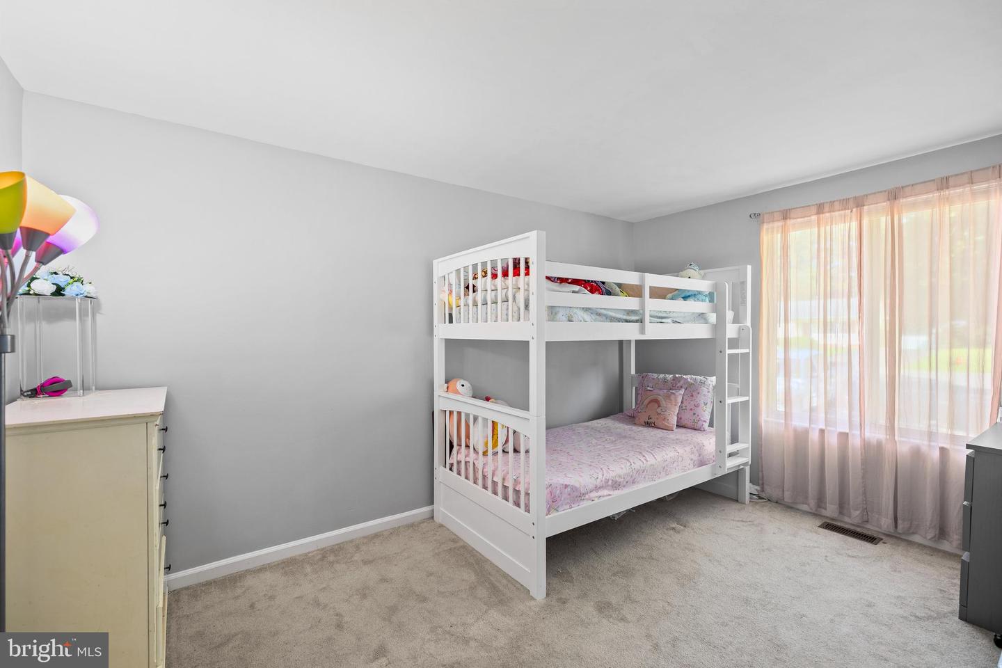 10612 HOLLEYBROOKE DR, SPOTSYLVANIA, Virginia 22553, 5 Bedrooms Bedrooms, 5 Rooms Rooms,3 BathroomsBathrooms,Residential,For sale,10612 HOLLEYBROOKE DR,VASP2035032 MLS # VASP2035032