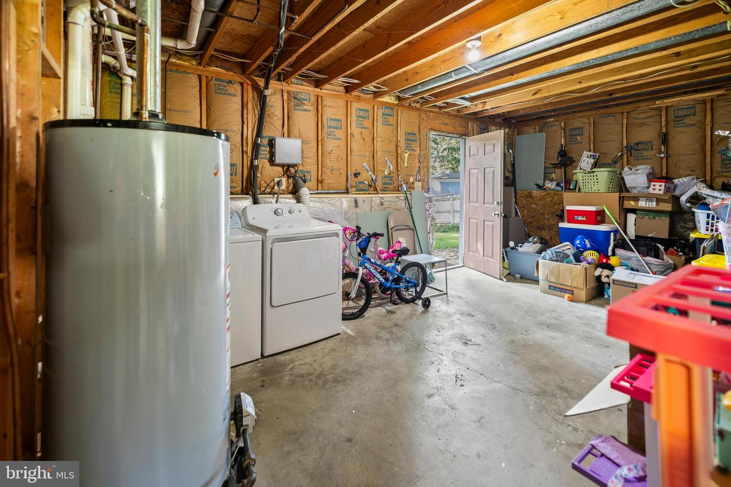 10612 HOLLEYBROOKE DR, SPOTSYLVANIA, Virginia 22553, 5 Bedrooms Bedrooms, 5 Rooms Rooms,3 BathroomsBathrooms,Residential,For sale,10612 HOLLEYBROOKE DR,VASP2035032 MLS # VASP2035032