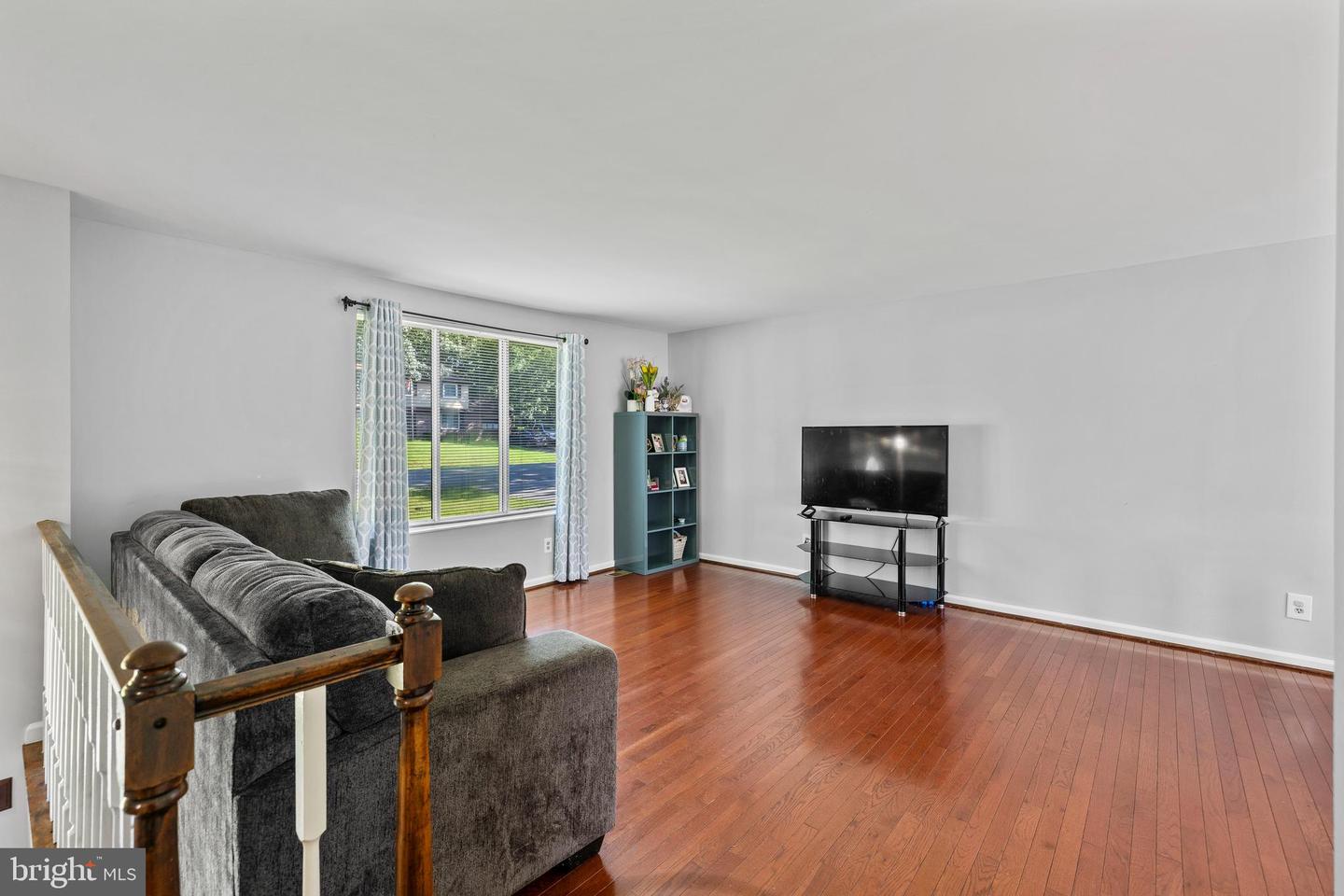 10612 HOLLEYBROOKE DR, SPOTSYLVANIA, Virginia 22553, 5 Bedrooms Bedrooms, 5 Rooms Rooms,3 BathroomsBathrooms,Residential,For sale,10612 HOLLEYBROOKE DR,VASP2035032 MLS # VASP2035032