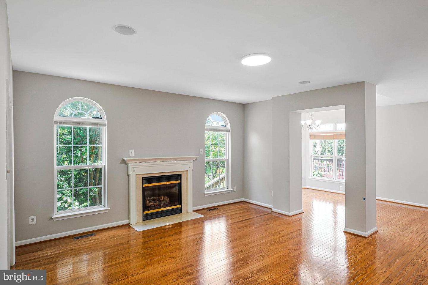 8954 HANSON GROVE CT, MANASSAS, Virginia 20109, 6 Bedrooms Bedrooms, ,3 BathroomsBathrooms,Residential,For sale,8954 HANSON GROVE CT,VAPW2100234 MLS # VAPW2100234