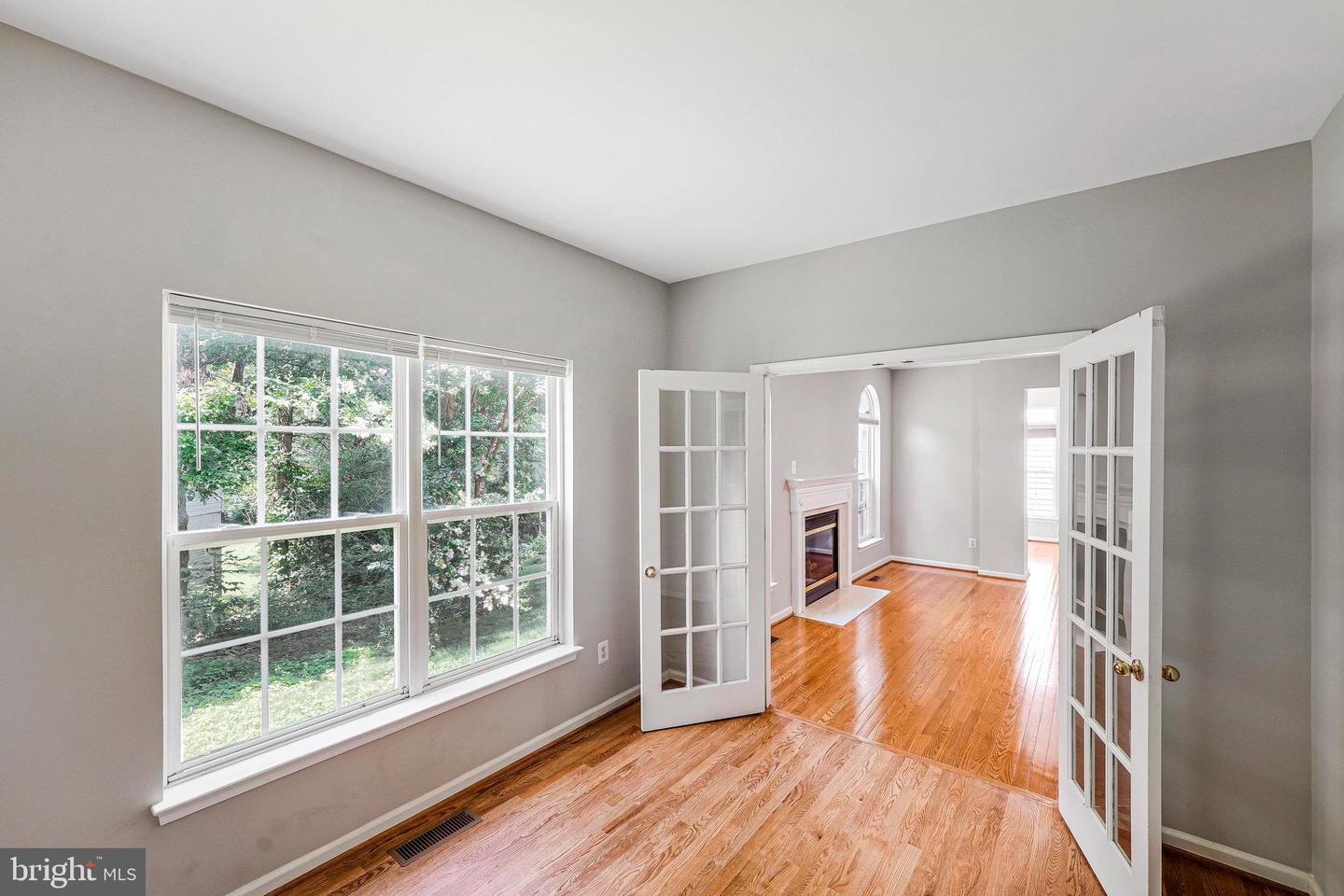 8954 HANSON GROVE CT, MANASSAS, Virginia 20109, 6 Bedrooms Bedrooms, ,3 BathroomsBathrooms,Residential,For sale,8954 HANSON GROVE CT,VAPW2100234 MLS # VAPW2100234