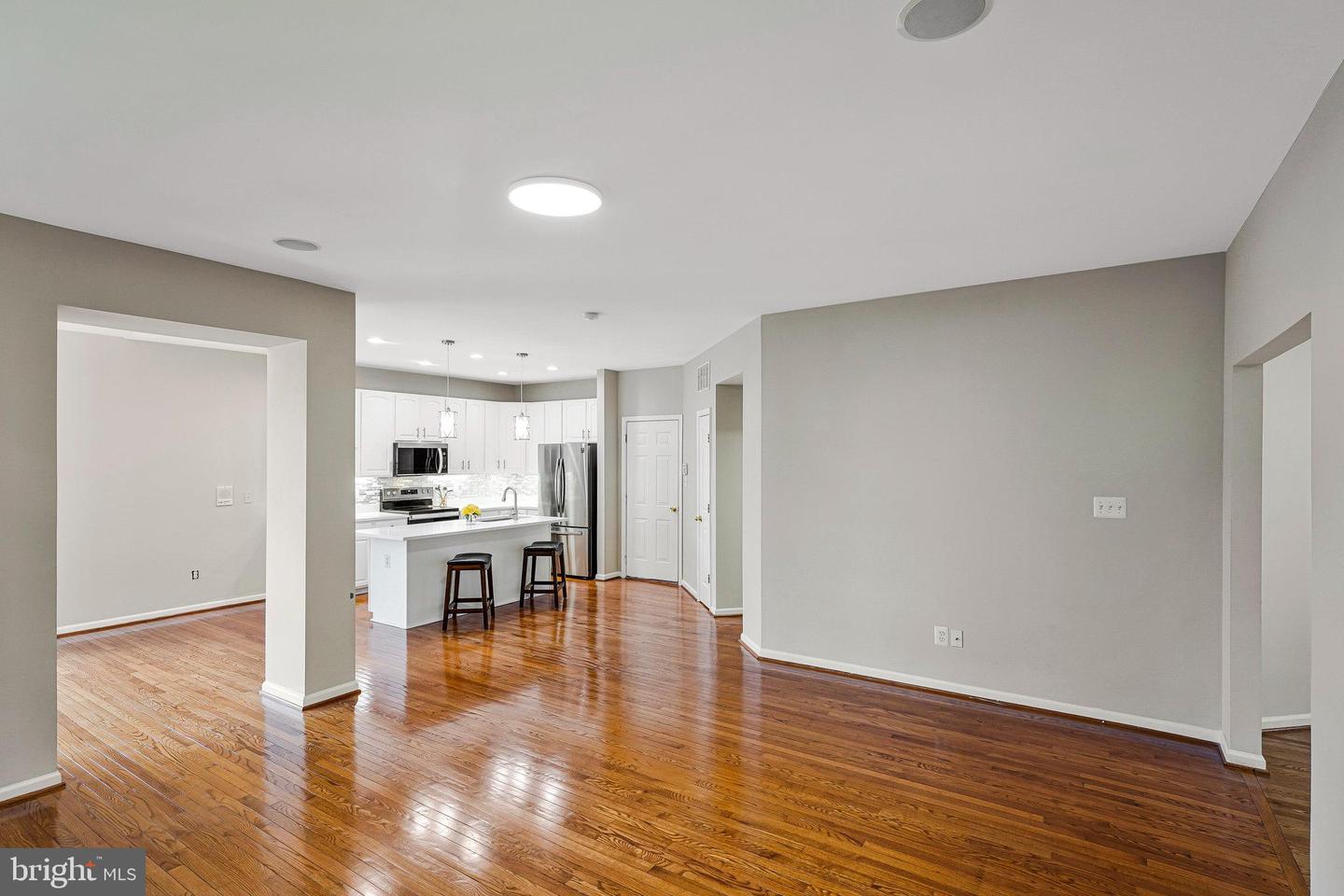 8954 HANSON GROVE CT, MANASSAS, Virginia 20109, 6 Bedrooms Bedrooms, ,3 BathroomsBathrooms,Residential,For sale,8954 HANSON GROVE CT,VAPW2100234 MLS # VAPW2100234