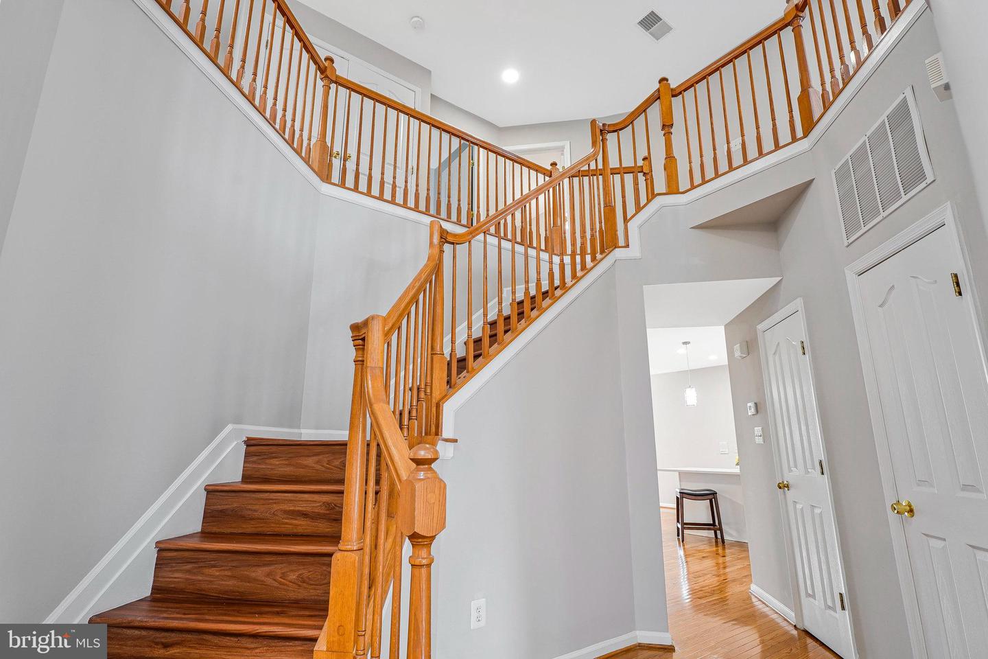 8954 HANSON GROVE CT, MANASSAS, Virginia 20109, 6 Bedrooms Bedrooms, ,3 BathroomsBathrooms,Residential,For sale,8954 HANSON GROVE CT,VAPW2100234 MLS # VAPW2100234