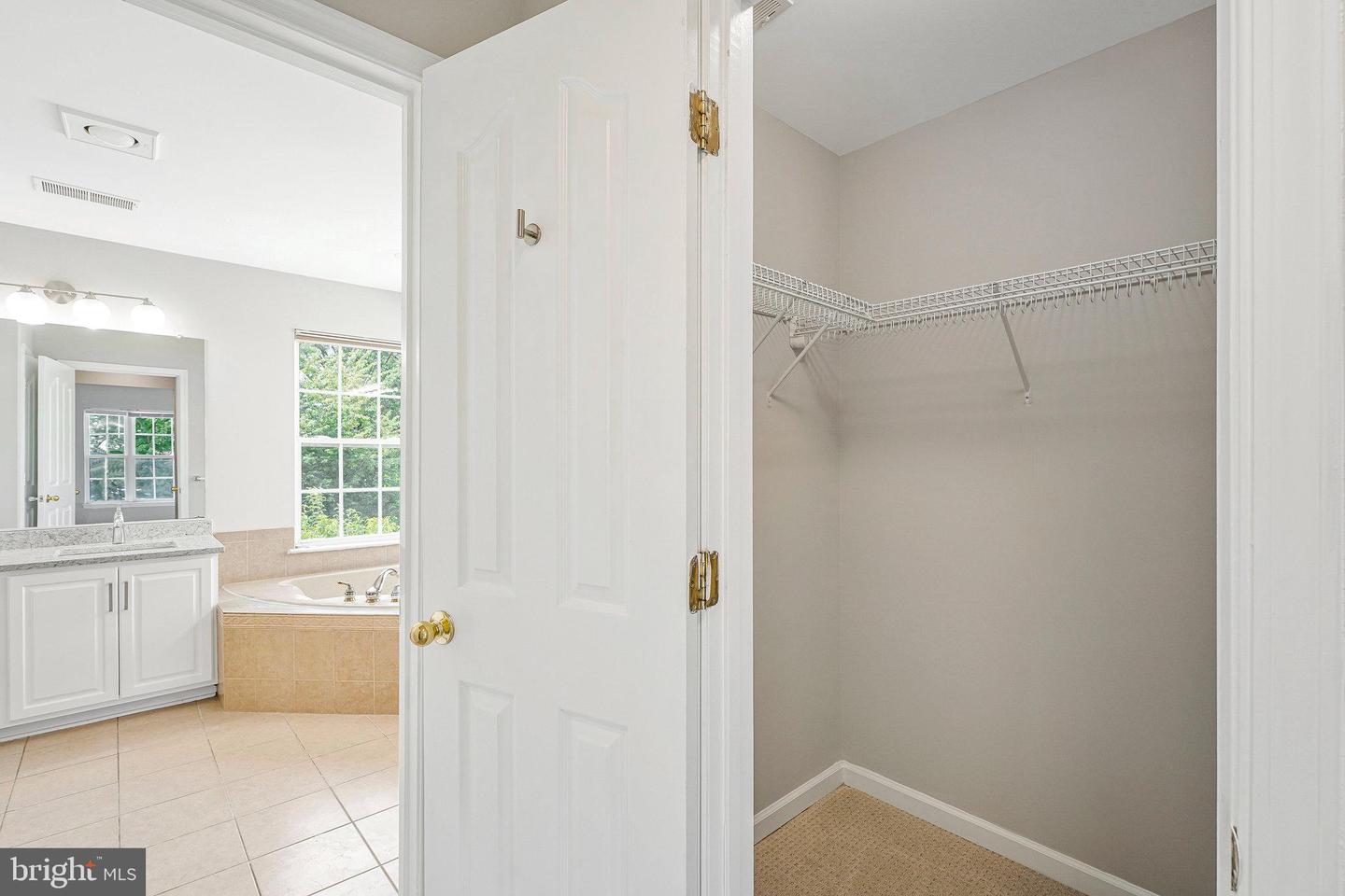 8954 HANSON GROVE CT, MANASSAS, Virginia 20109, 6 Bedrooms Bedrooms, ,3 BathroomsBathrooms,Residential,For sale,8954 HANSON GROVE CT,VAPW2100234 MLS # VAPW2100234