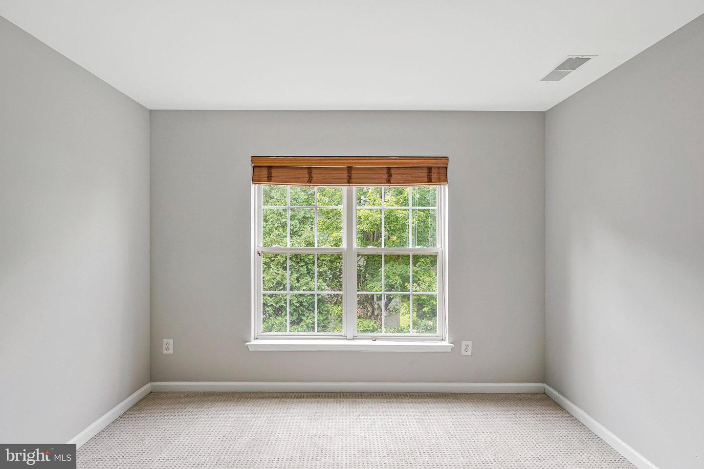 8954 HANSON GROVE CT, MANASSAS, Virginia 20109, 6 Bedrooms Bedrooms, ,3 BathroomsBathrooms,Residential,For sale,8954 HANSON GROVE CT,VAPW2100234 MLS # VAPW2100234
