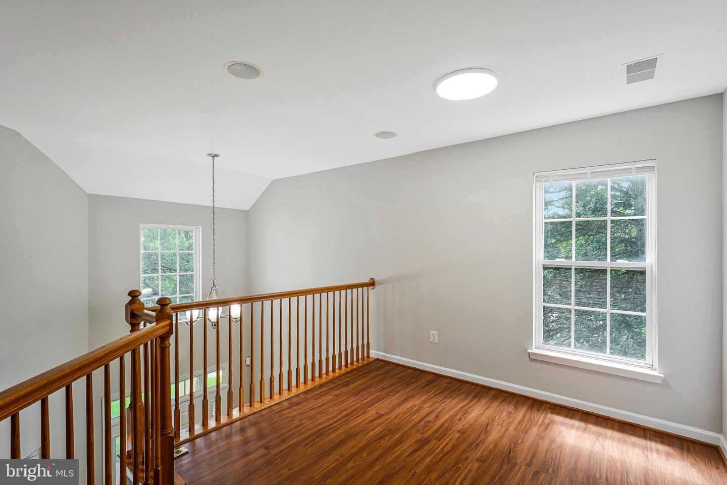 8954 HANSON GROVE CT, MANASSAS, Virginia 20109, 6 Bedrooms Bedrooms, ,3 BathroomsBathrooms,Residential,For sale,8954 HANSON GROVE CT,VAPW2100234 MLS # VAPW2100234