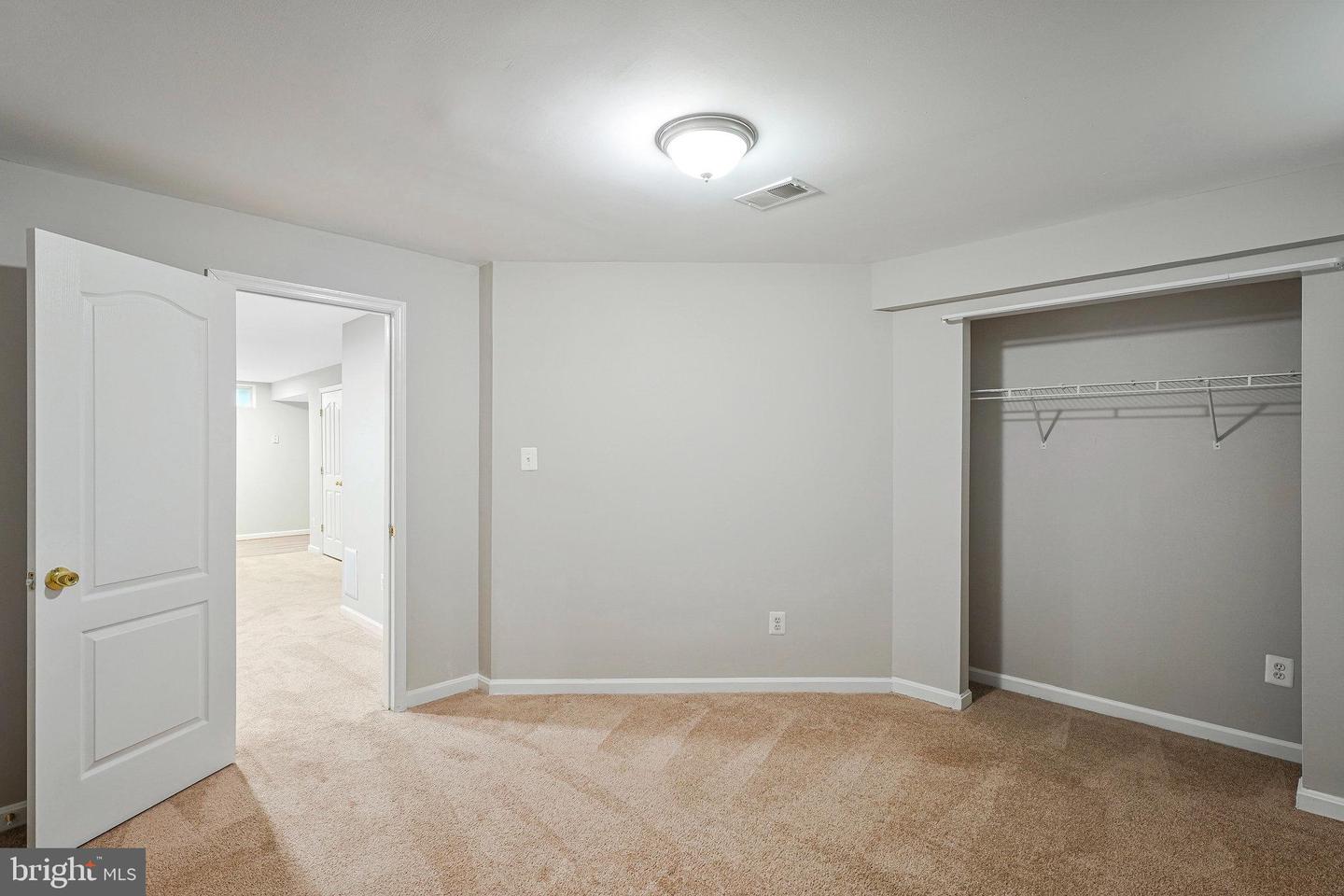 8954 HANSON GROVE CT, MANASSAS, Virginia 20109, 6 Bedrooms Bedrooms, ,3 BathroomsBathrooms,Residential,For sale,8954 HANSON GROVE CT,VAPW2100234 MLS # VAPW2100234