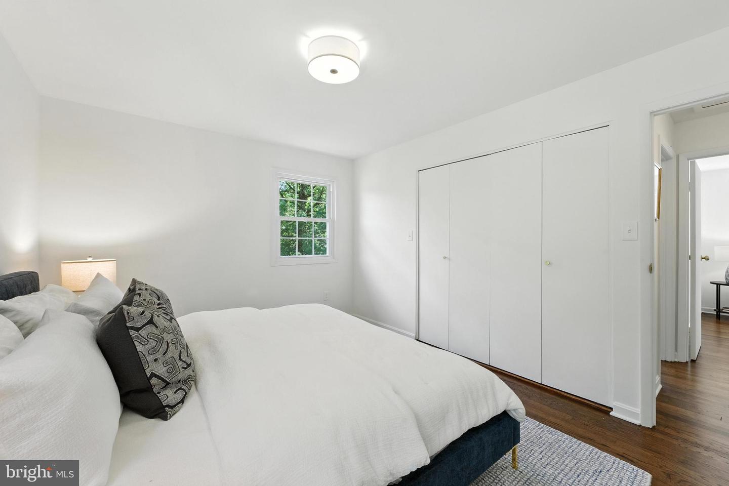 8200 OLD OAKS DR, SPRINGFIELD, Virginia 22152, 3 Bedrooms Bedrooms, ,2 BathroomsBathrooms,Residential,For sale,8200 OLD OAKS DR,VAFX2258112 MLS # VAFX2258112