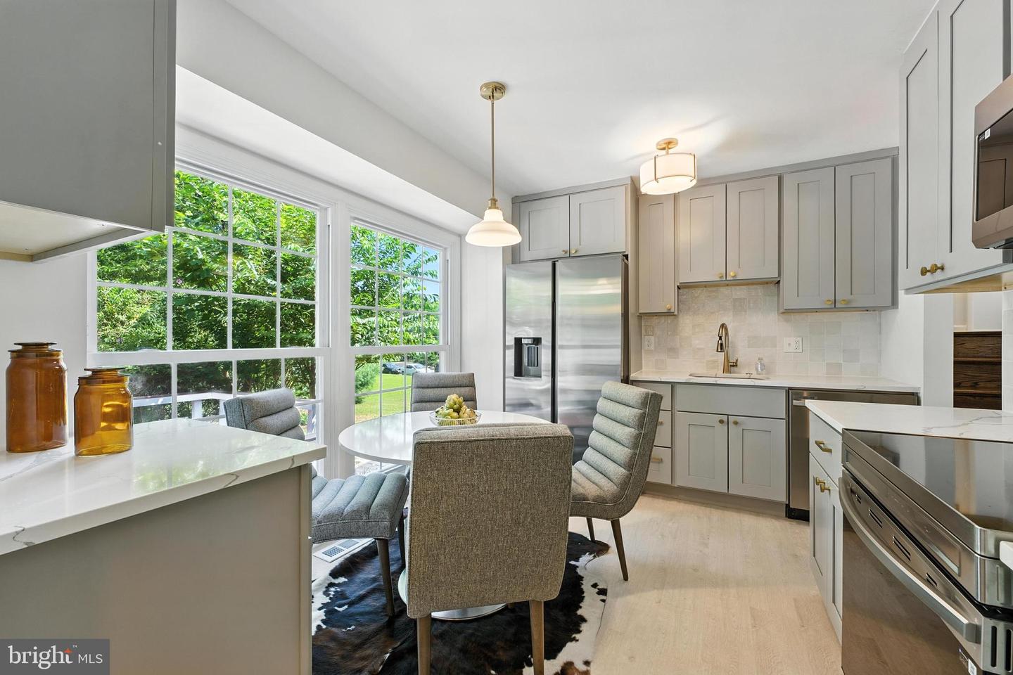 8200 OLD OAKS DR, SPRINGFIELD, Virginia 22152, 3 Bedrooms Bedrooms, ,2 BathroomsBathrooms,Residential,For sale,8200 OLD OAKS DR,VAFX2258112 MLS # VAFX2258112