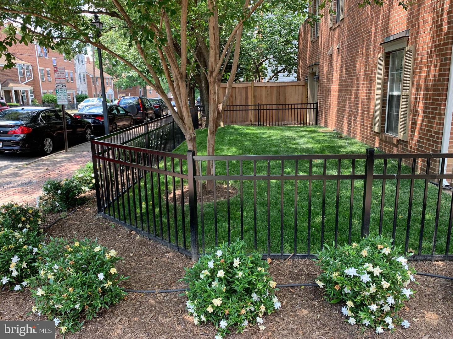 800 & 802 N FAYETTE ST, ALEXANDRIA, Virginia 22314, 3 Bedrooms Bedrooms, 13 Rooms Rooms,3 BathroomsBathrooms,Residential,For sale,800 & 802 N FAYETTE ST,VAAX2047970 MLS # VAAX2047970
