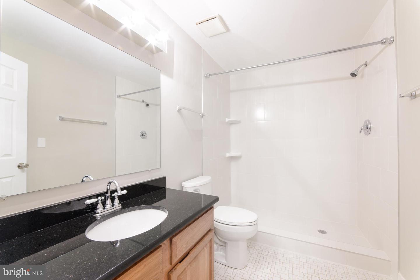 800 & 802 N FAYETTE ST, ALEXANDRIA, Virginia 22314, 3 Bedrooms Bedrooms, 13 Rooms Rooms,3 BathroomsBathrooms,Residential,For sale,800 & 802 N FAYETTE ST,VAAX2047970 MLS # VAAX2047970