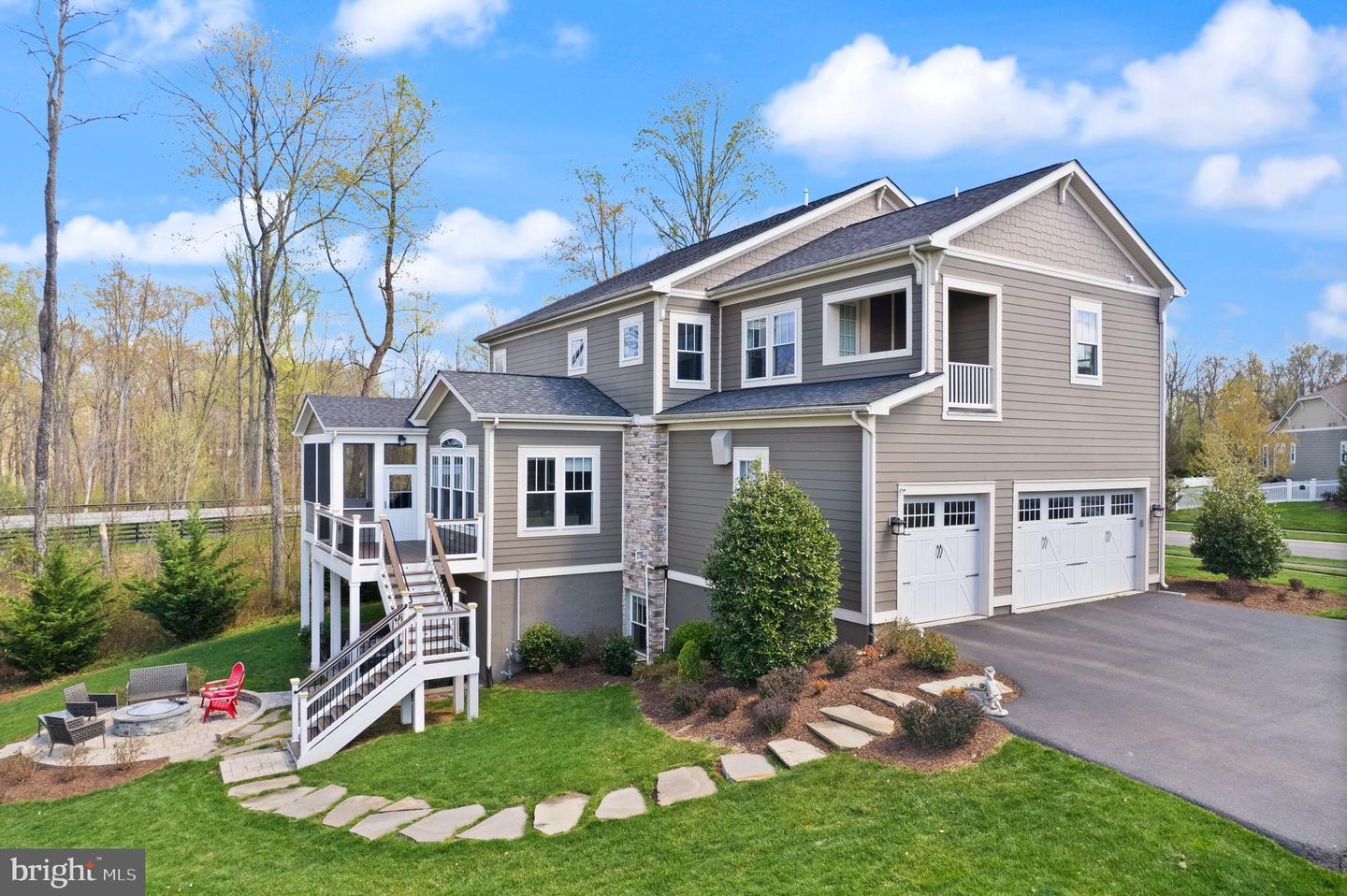 41062 LYNDALE WOODS DR, ALDIE, Virginia 20105, 5 Bedrooms Bedrooms, ,5 BathroomsBathrooms,Residential,For sale,41062 LYNDALE WOODS DR,VALO2103238 MLS # VALO2103238