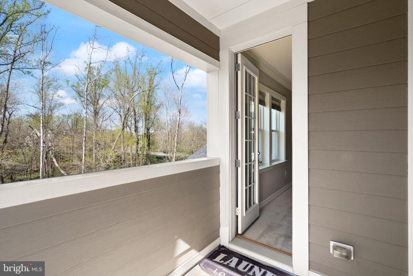 41062 LYNDALE WOODS DR, ALDIE, Virginia 20105, 5 Bedrooms Bedrooms, ,5 BathroomsBathrooms,Residential,For sale,41062 LYNDALE WOODS DR,VALO2103238 MLS # VALO2103238